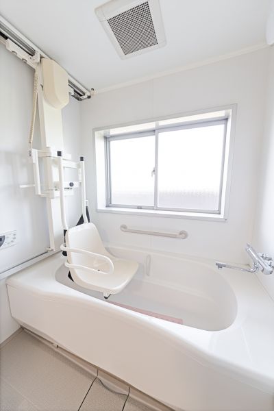 Senior Tub Installation in Winchester